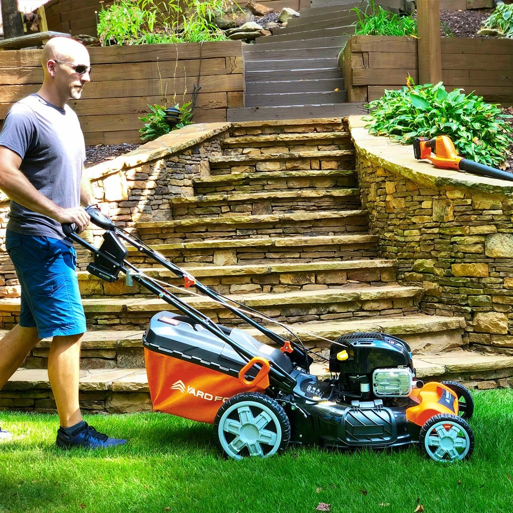 Yard Force 22" 3-in-1 Self-Propelled Gas Mower with Electric Start Briggs & Stratton 675EXi 163cc engine - YF22ESSPV - Push Lawn Mowers 8 Yard Force 22" 3-in-1 Self-Propelled Gas Mower with Electric Start Briggs & Stratton 675EXi 163cc engine - YF22ESSPV - Push Lawn Mowers - Image 8