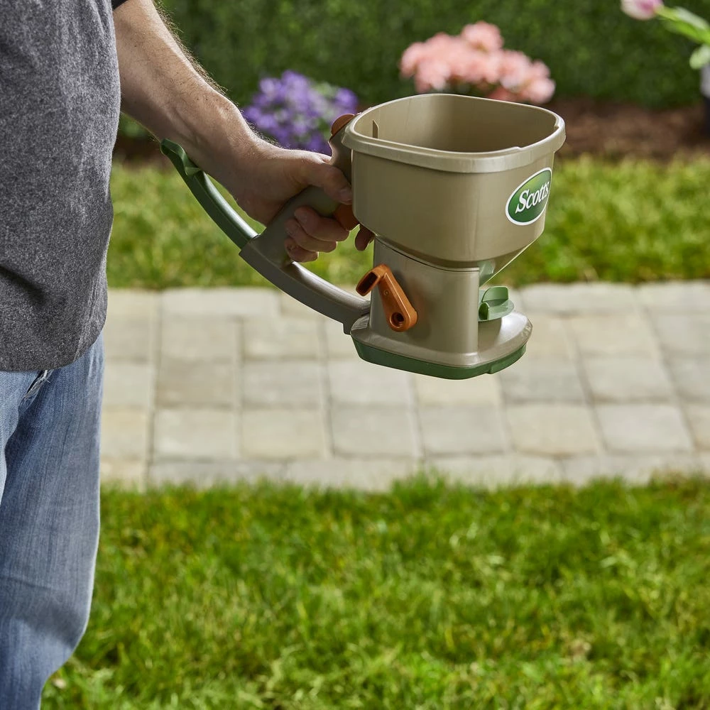 Scotts Whirl Hand-Powered Spreader - 71060 - Spreaders & Seeders 8 Scotts Whirl Hand-Powered Spreader - 71060 - Spreaders & Seeders - Image 8