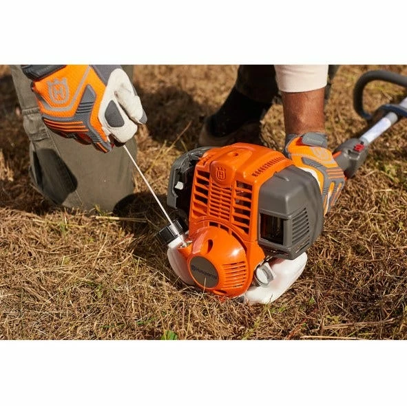 Husqvarna 324L 17" 25cc 4-Cycle Straight Shaft Gas Trimmer - 967055803 - String Trimmers 3 Husqvarna 324L 17" 25cc 4-Cycle Straight Shaft Gas Trimmer - 967055803 - String Trimmers - Image 3